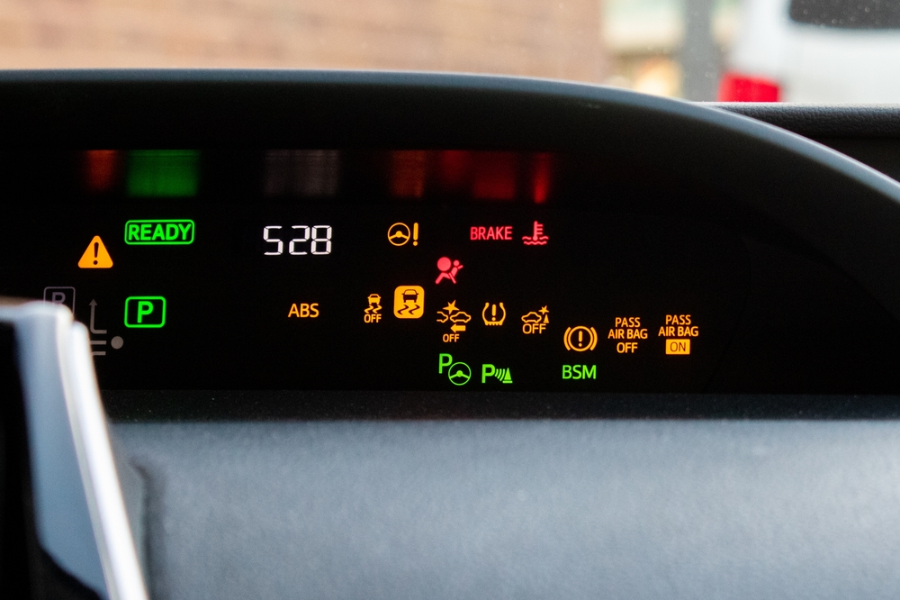 Decode Car Dashboard Warning Lights: 2026 Guide & Meanings