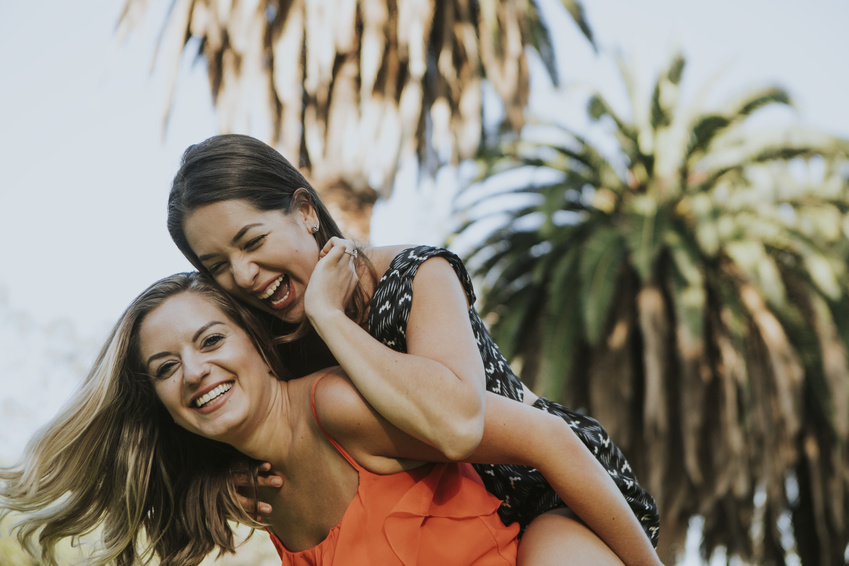 paginas de lesbianas dos chicas teniendo una cita lesbiana