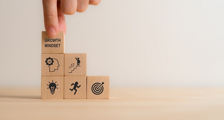How to Develop a Growth Mindset for Lifelong Learning 2026